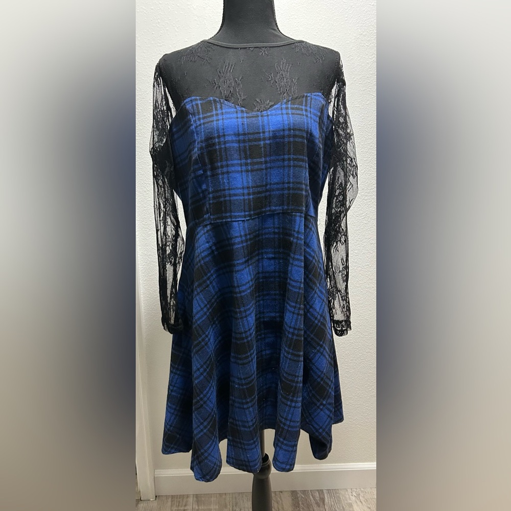 Rosegal Knee Length Dress - L - Blue / Black - Used